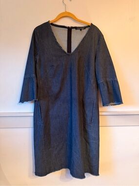 Luisa Cerano Denim Blue V-Neck Washed Denim Midi Dress - Blue